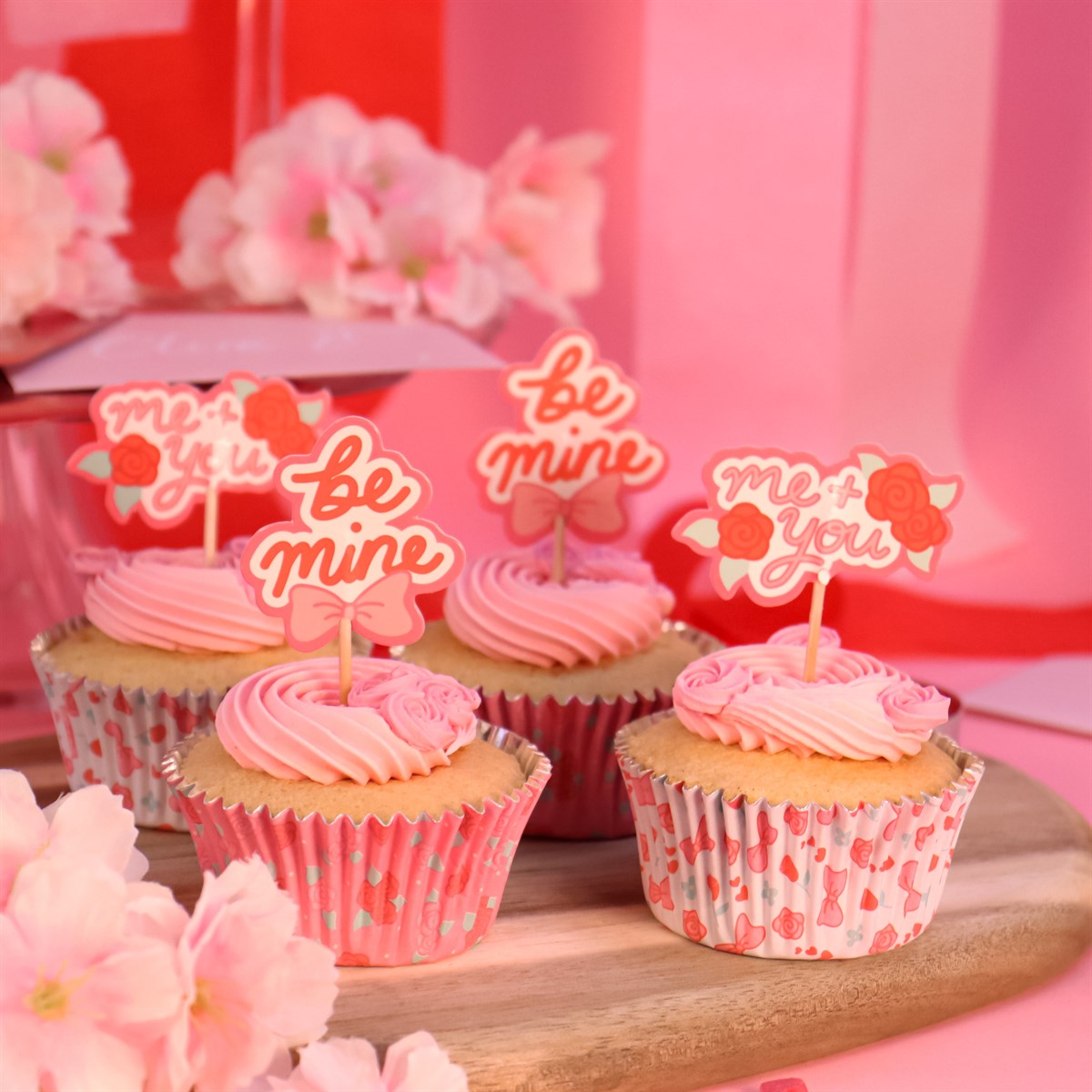 Set de 48 Caissettes à cupcakes et toppers Saint Valentin &quot;Sois ma Valentine&quot;- Aluminium